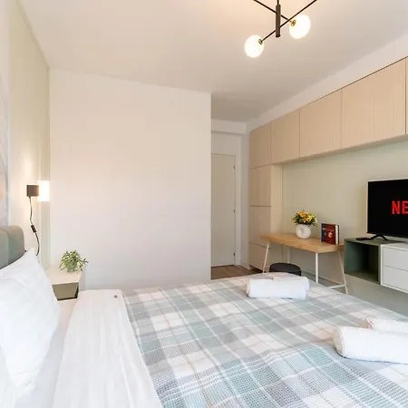 Apartment Mohost Uno - Premium Comfort With Mountain View Brasov